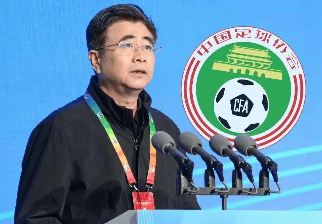 既然胃口已经被吊起来了，那自己自然也不没必要再搭理他。